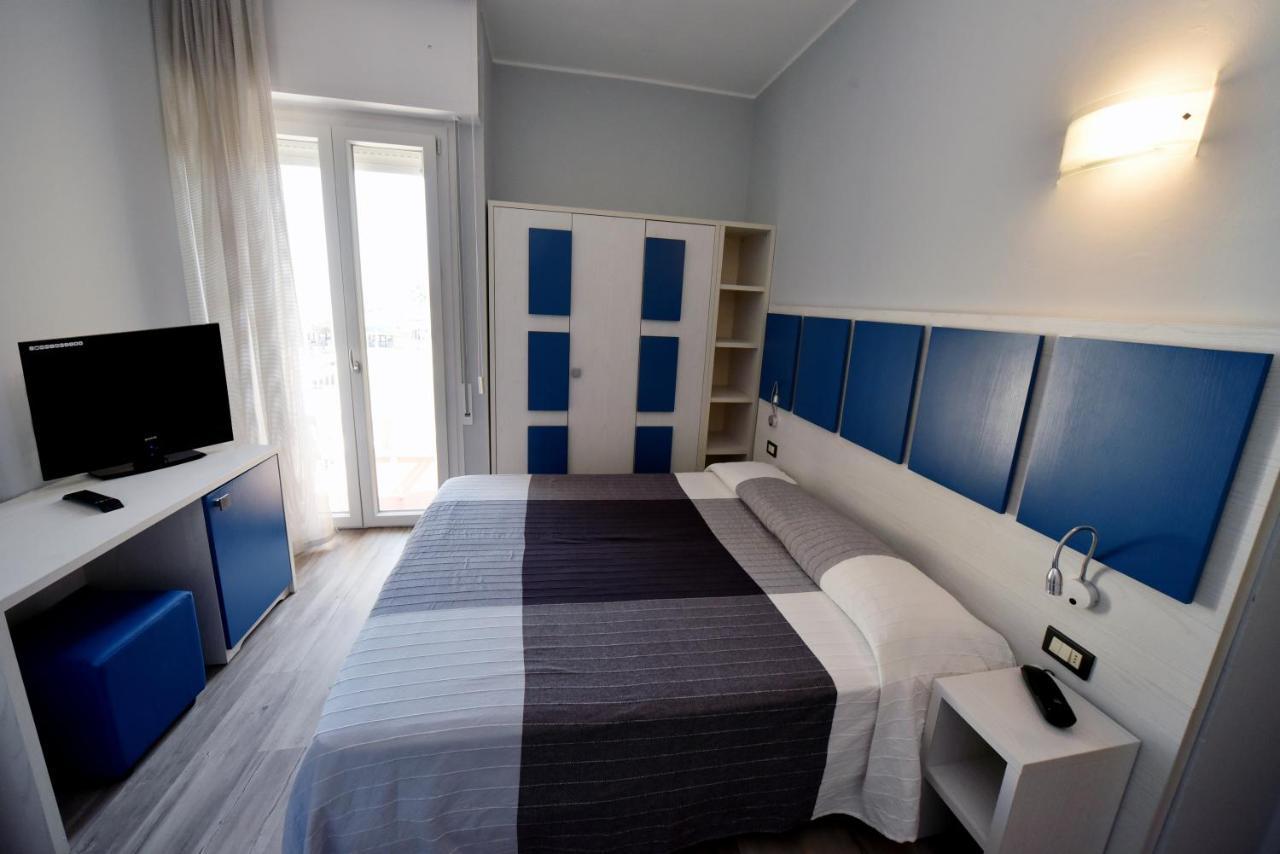 Hotel Mirabella Riccione Extérieur photo
