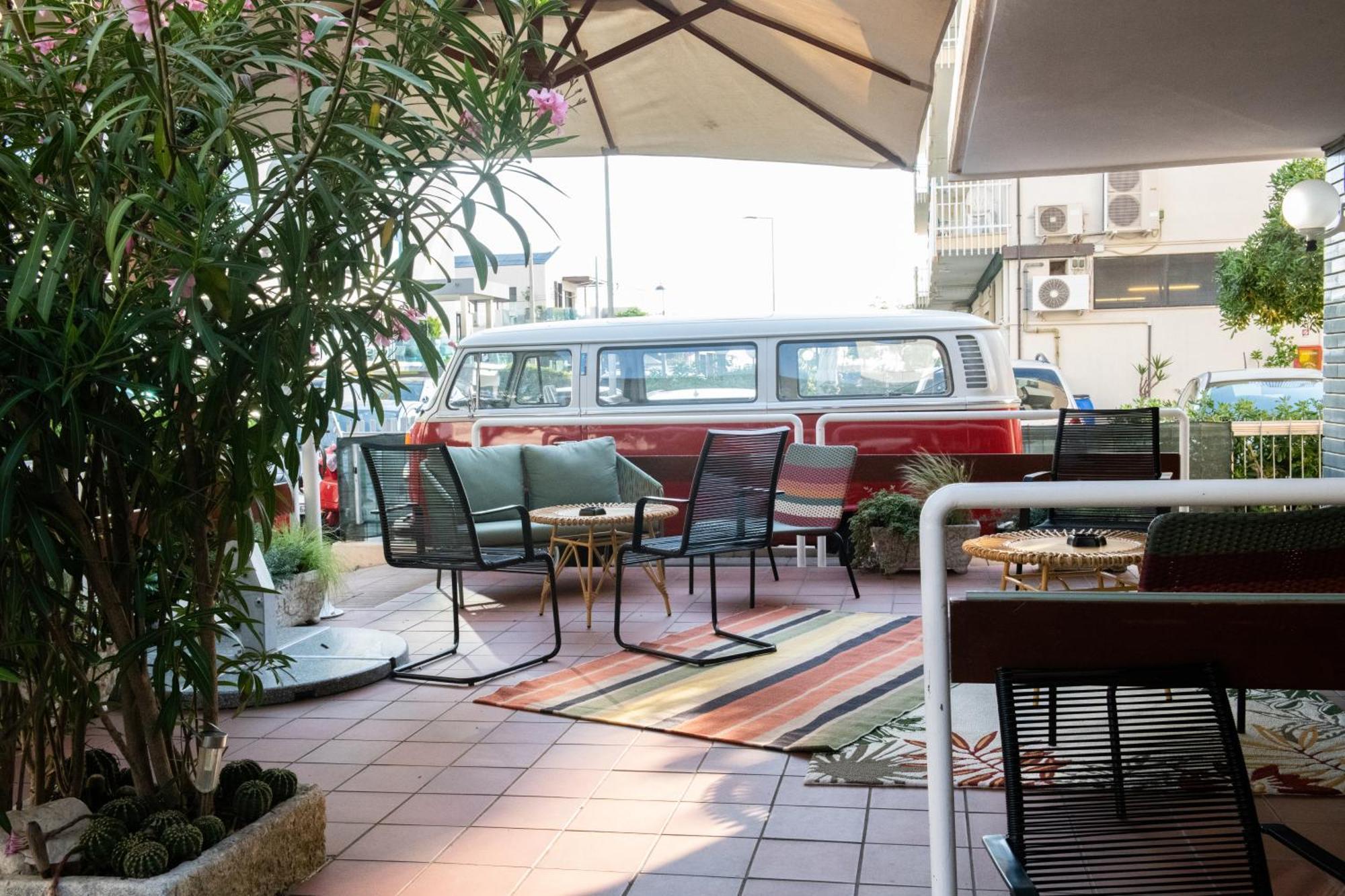 Hotel Mirabella Riccione Extérieur photo