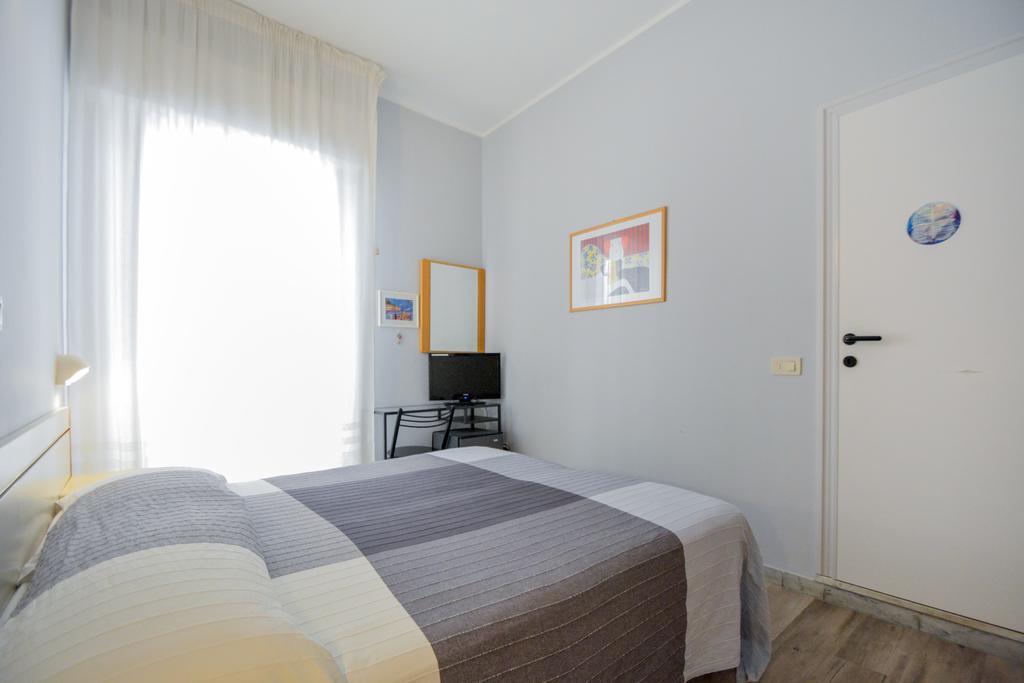 Hotel Mirabella Riccione Extérieur photo