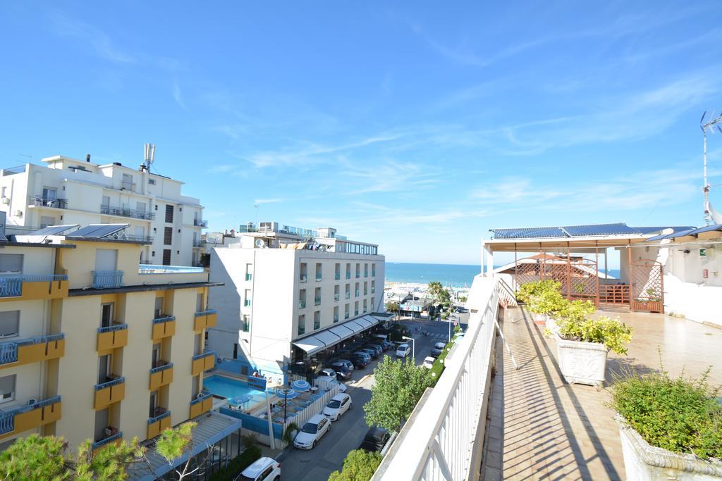Hotel Mirabella Riccione Extérieur photo